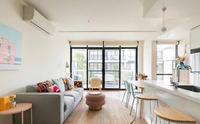 The Pas.Coe - A Stylish 1 Bedroom Unit With Free Parking.